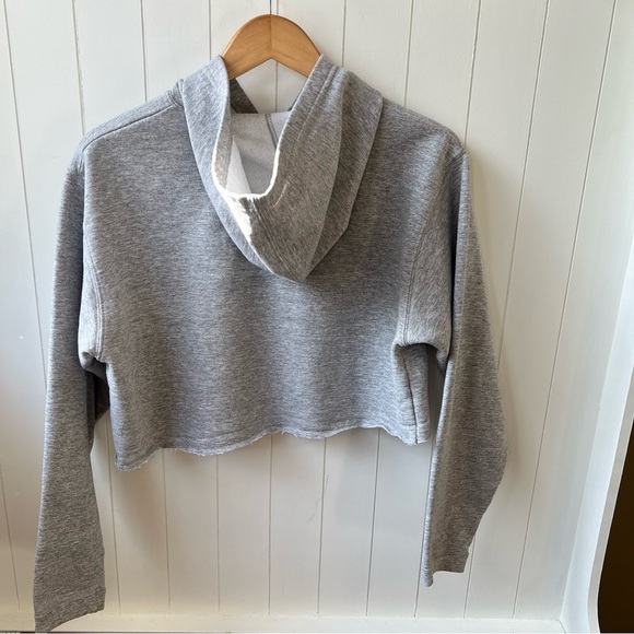 ADIDAS Stripe Brand Cropped Grey Fleece Hoodie, #40, Boys XL - Picture 4 of 8